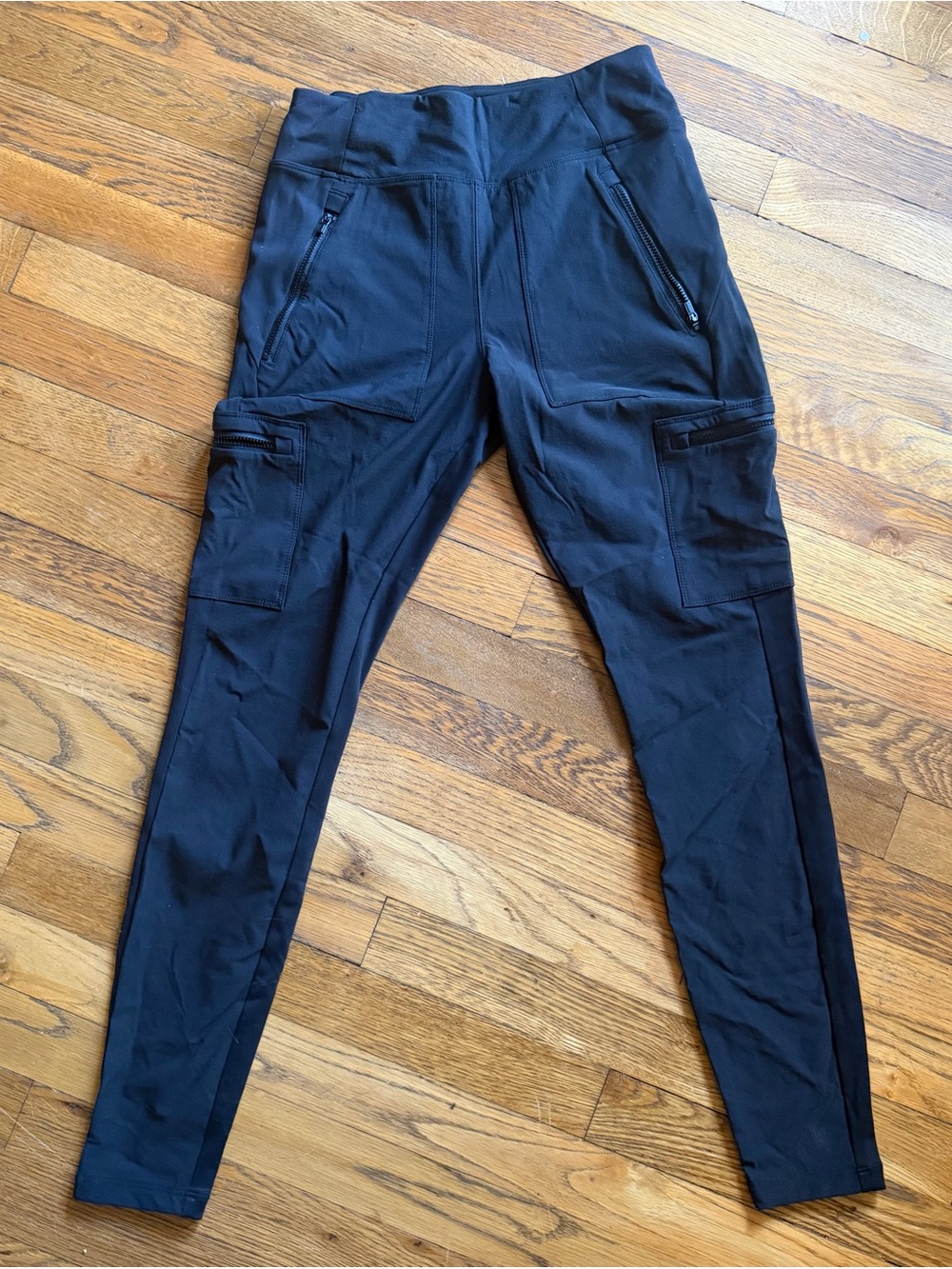 Athleta Black High-Rise Cargo Leggings with Zip Pockets - black size 2